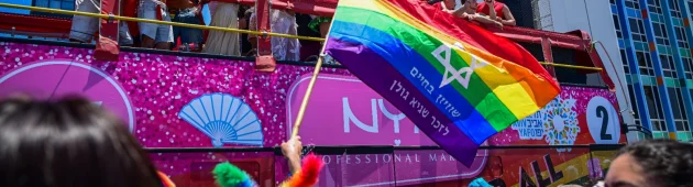 אחרי 3 שנות הפסקה: כמאה אלף חוגגים במצעד הגאווה בתל אביב