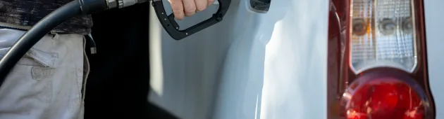 הפחתת המס נכנסת לתוקף: מחיר הדלק יירד הלילה בחצי שקל לליטר