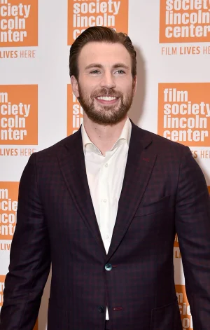 מסכימים? כריס אוונס הוכתר כגבר הסקסי בעולם לשנת 2022