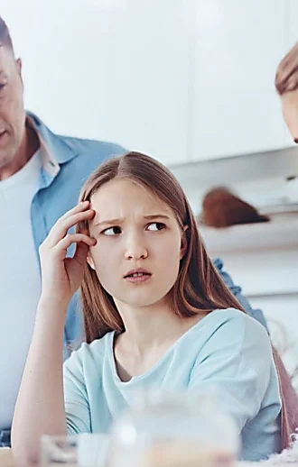 למילים שלכם יש כוח: שימו לב למה שיוצא לכם מהפה ליד הילדים