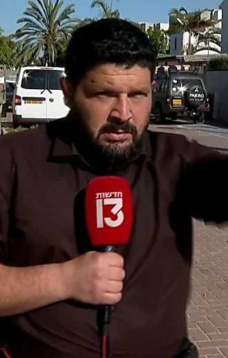 "תגיד לו להתפרץ לשידור": צפו בח"כ אלמוג כהן מביים הפרעה לריאיון