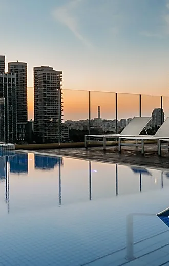 רופטופ, בריכה ונוף: הכירו את הטרנד הכי צונן בקיץ הישראלי