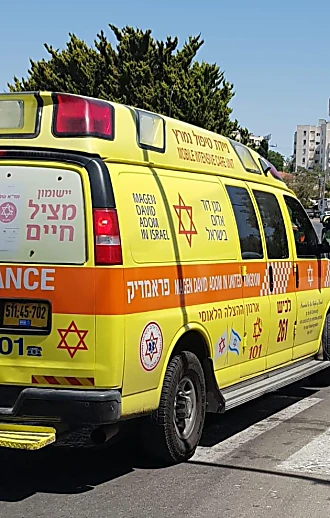 נער בן 17 נפל אל מותו מהקומה השישית בבניין מגורים באשקלון