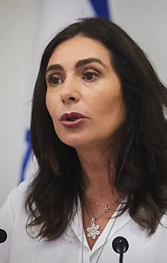 הנוסעת המתמידה: השרה רגב תטוס לחו"ל בפעם ה-15 בקדנציה