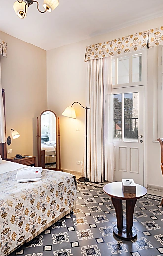 במיקום הכי חם בחיפה: המלון שהינו מוסד היסטורי חגג 120 שנה