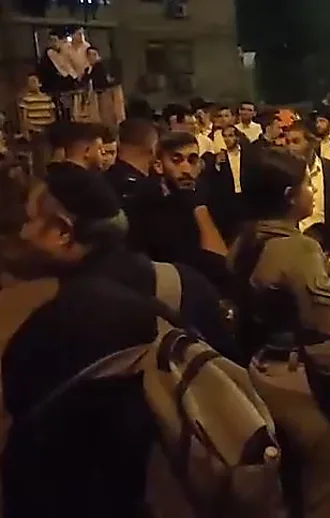 כ"ץ מגנה את האלימות בכנס בבני ברק: "פגיעה בחיילים - קו אדום"