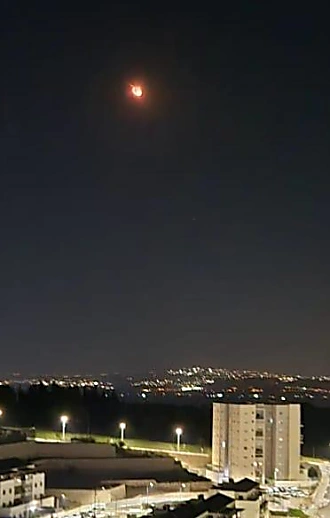 יורט טיל ששוגר מתימן. החות'ים: "נרחיב את טווח התקיפות"