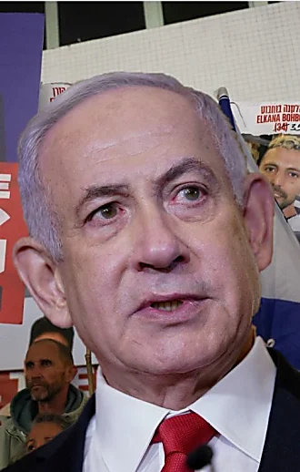 נתניהו תקף את הסקרים; המשפחות מזהירות: "החל ניסיון הטרפוד"