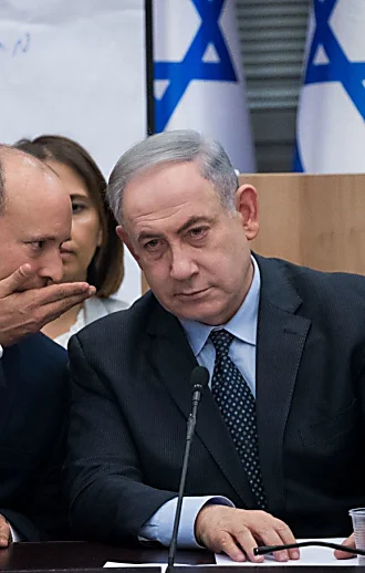 בנט נגד נתניהו: "מנהיג חייב לדעת לדעת לפנות את מקומו"