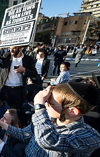 צה"ל במבצע נגד משתמטים, החרדים מאיימים: "נפרוש מהממשלה"