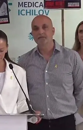 יעל אלכסנדר: "עידן פחד מקולות המלחמה, אבל שרד את התופת"