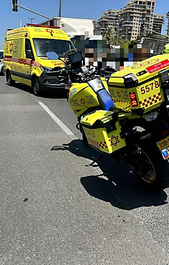 תאונה בת"א: רוכבת קורקינט בת 23 נהרגה מפגיעת משאית