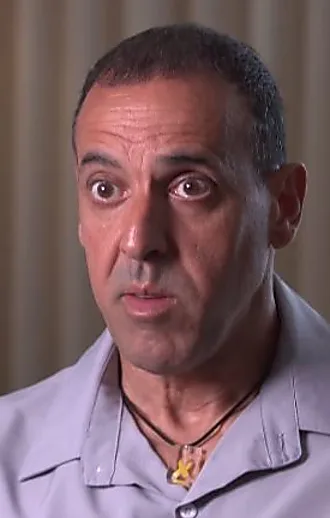 אלי שרעבי בריאיון: "מי שאיבד את החופש, מעריך דברים קטנים"
