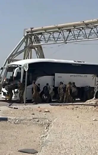 48 מעלות בלי חשמל: עשרות חיילות התעלפו והתייבשו בבסיס בדרום