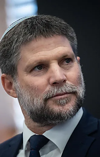 סמוטריץ' נגד הבנקים: "אם תבטלו הטבות - אכפיל את המס עליכם"