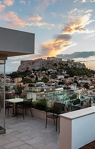 אתונה בחורף: הזדמנות פז לחופשה יוקרתית ומפנקת במחירים שווים