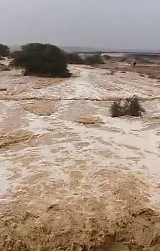 גשמים, הצפות ופקקי ענק: אילת נצורה, שיטפונות בערבה