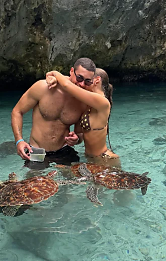 זה נגמר: יוצאת "האח הגדול" ובן זוגה נפרדו אחרי חמישה חודשים