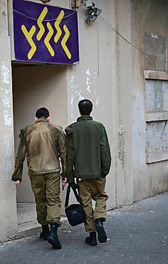 עובדי גל"צ לכ"ץ לפני עתירה לבג"ץ: "ההחלטה התקבלה משיקולים זרים"