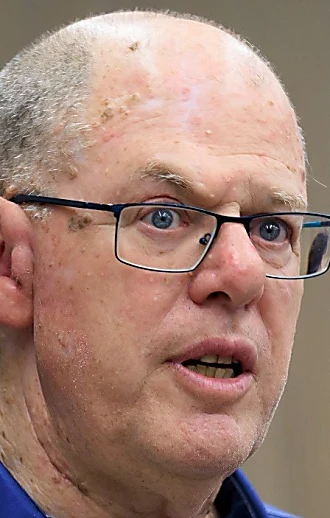 העיתונאי ופרשן הספורט אבי מלר הלך לעולמו בגיל 72