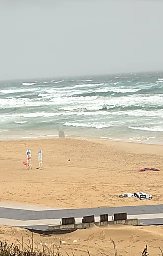 "התנגשו בצלע הר": גבר כבן 40 נהרג בתאונת גלישת קיט בראשל"צ