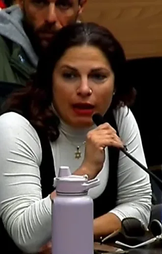 אשת הלום קרב: "עזב את ביתו כדי להציל אתכם והמדינה מפקירה אותו"