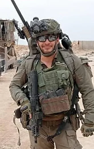 המאבק למען ג'וש: קרובי הלוחם ששם קץ לחייו דורשים הכרה