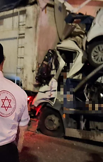 הקטל בדרכים: שני בני אדם נהרגו בתאונות בכבישים 4 ו-6