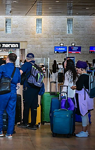 שיא בהגירה: כמעט 100 אלף עזבו את הארץ לתקופה של לפחות 3 חודשים