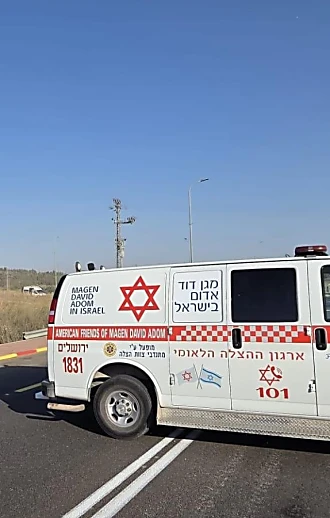 מיניבוס התהפך ליד בית שמש: 9 נפצעו, בהם גבר כבן 30 במצב קשה