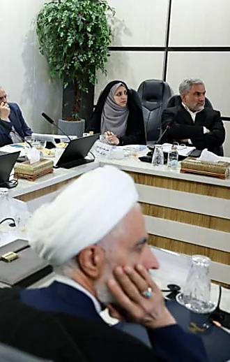 איראן נערכת להסלמה: "על כולם לשאת בקושי, נפחית צריכת אנרגיה"
