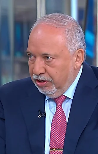 ליברמן לא חוזר בו מהמתקפה על איזנקוט: "ממשלת מיעוט זו תבוסה"