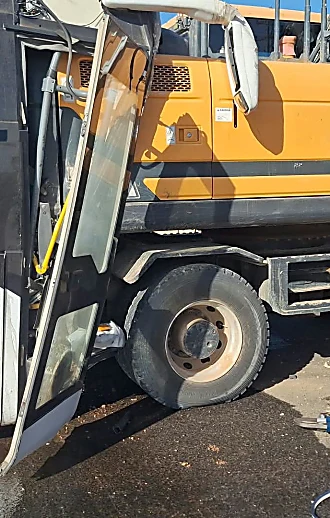 תאונה קטלנית בנגב: נהג אוטובוס נהרג, 24 נוסעים נפצעו