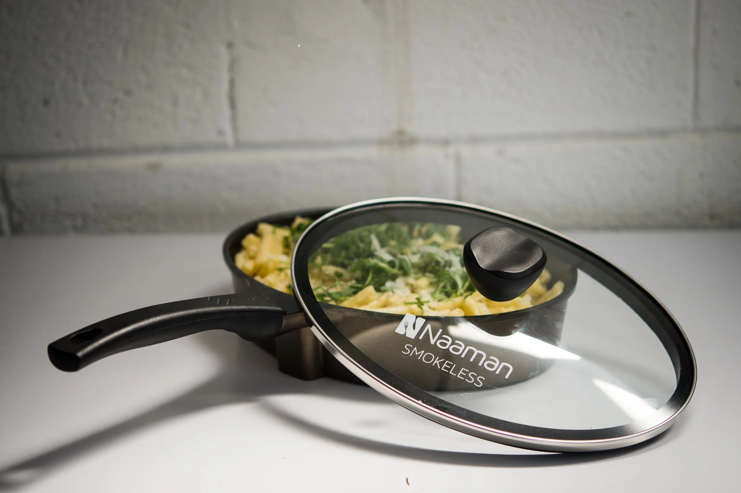 נעמן - Smokeless