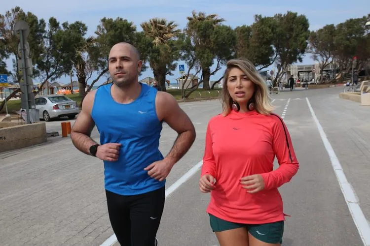 מעיין אשכנזי ואביחי אוחנה סקוני