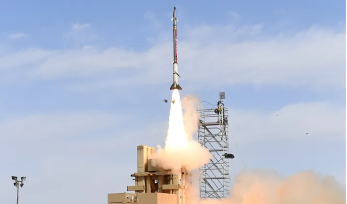 ניסוי יירוט במערכת הנשק "שרביט קסמים"