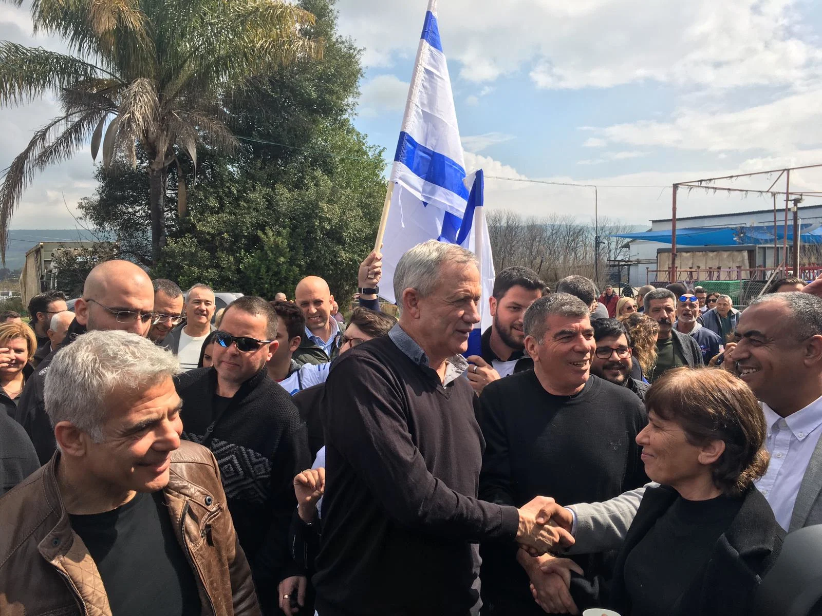 בכירי כחול לבן במהלך סיור בצפון