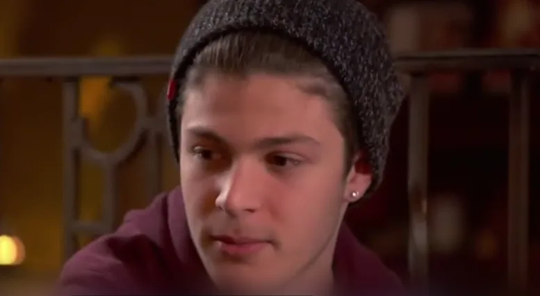 לוקאס, נער שהתמכר לסיגריה אלקטרונית