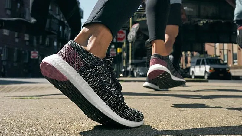 נעלי הריצה של החורף