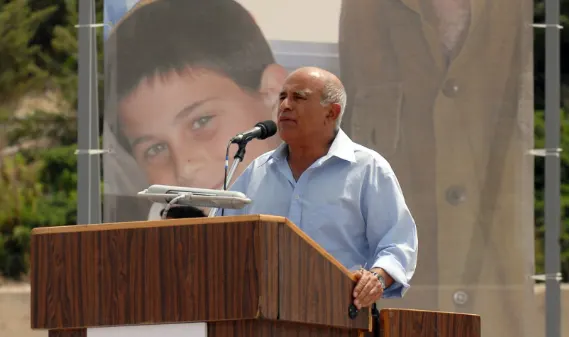 אביגדור קהלני נואם במגרת הרצאות "בעקבות לוחמים"