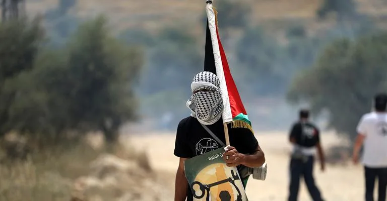 מפגינים ביום הנכבה שצויין לפני שנה