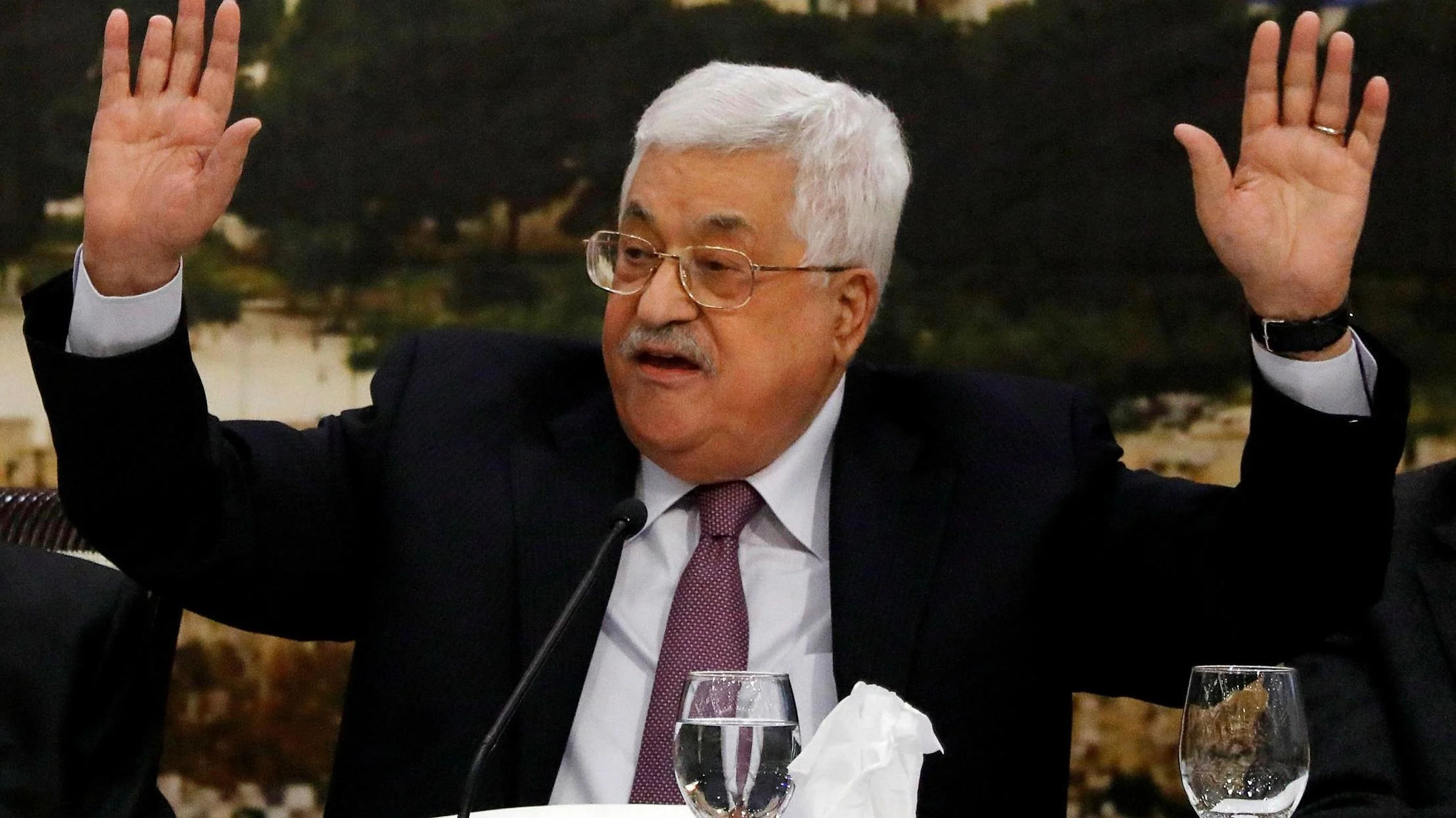 יקוזזו כספי הטרור. יו"ר הרשות אבו מאזן