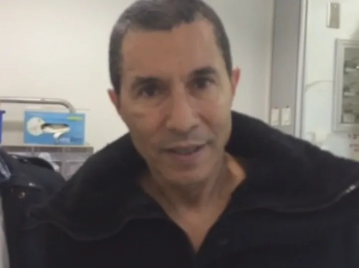 אלי טביב לאחר נסיון ההתנקשות בו