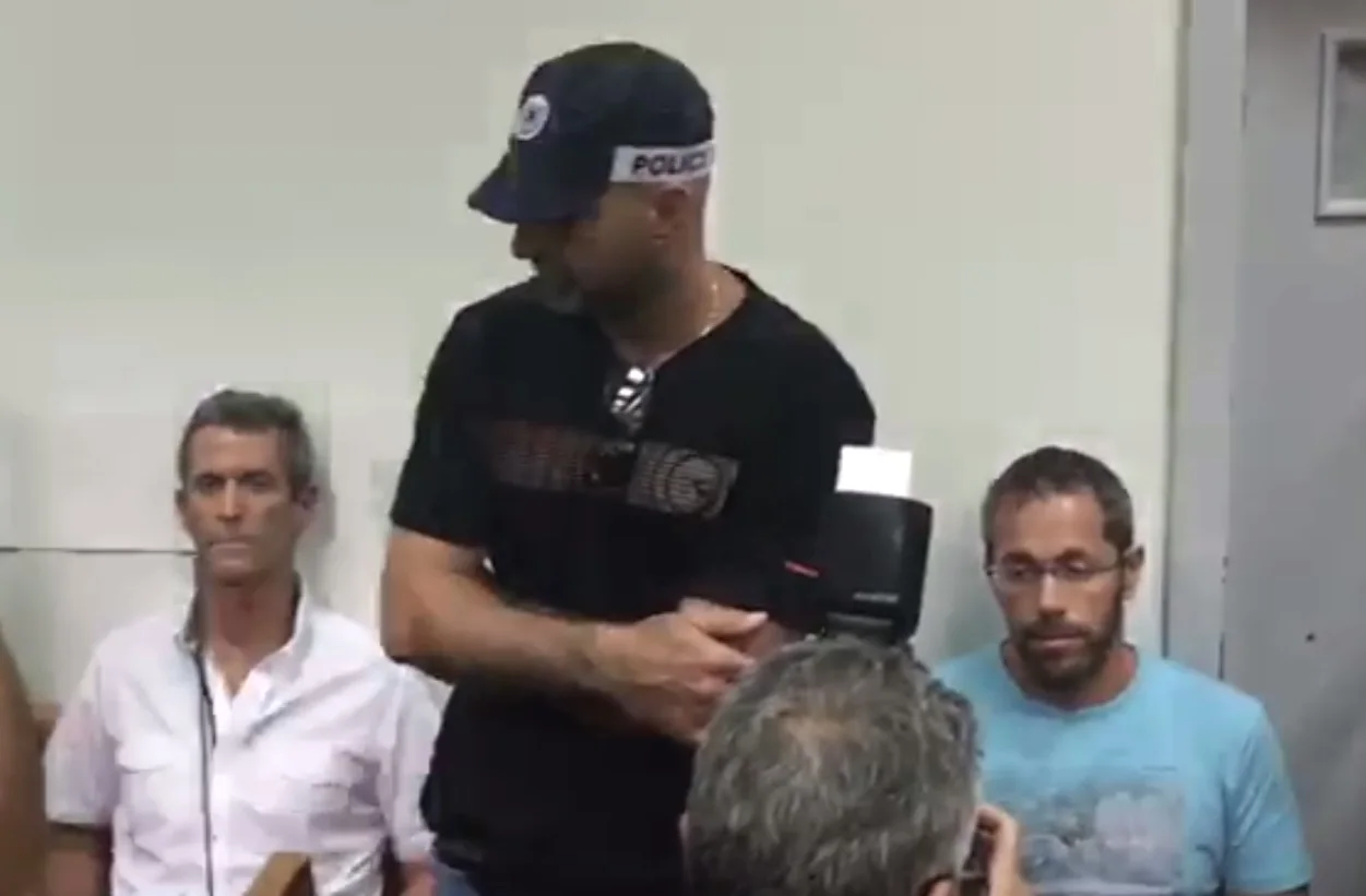 ע"פ החשד יצרו חוזים פיקטיביים לעסקאות נדל"ן. היועץ האסטרטגי טל זילברשטיין והמיליארדר בני שטיינמץ בדי