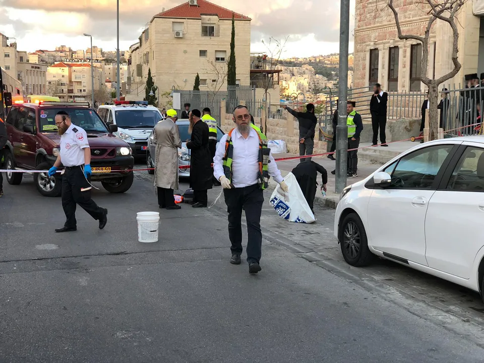 זירת התאונה קטלנית בעיר ביתר עילית בה ילד בן 3 נדרס למוות