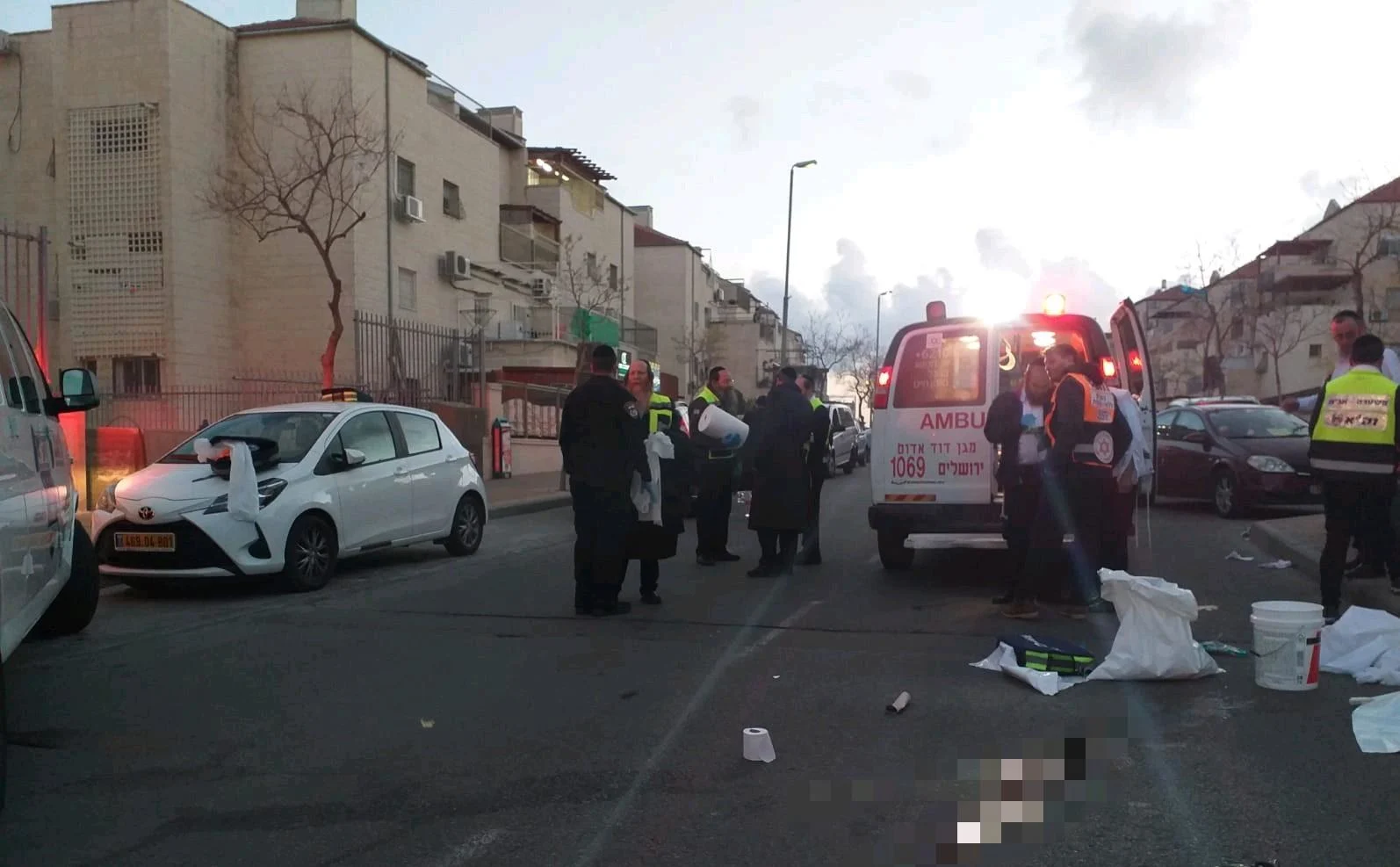 זירת התאונה קטלנית בעיר ביתר עילית בה ילד בן 3 נדרס למוות