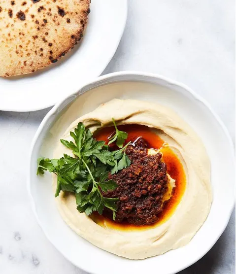 מנה במסעדת ''בבל''