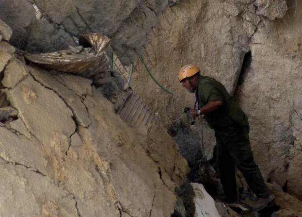 מאמצי החילוץ באולמי ורסאי