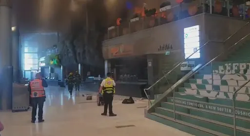 שריפה במסעדת שיפודי התקווה בקניון איילון, רמת גן