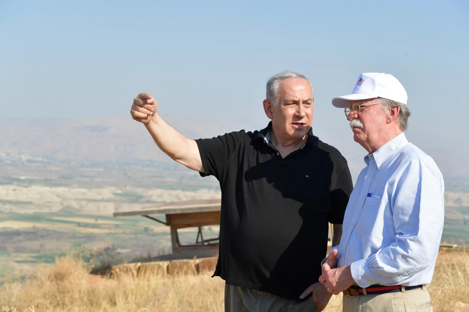 רה״מ נתניהו בסיור עם היועץ לביטחון לאומי האמריקני בולטון בבקעת הירדן